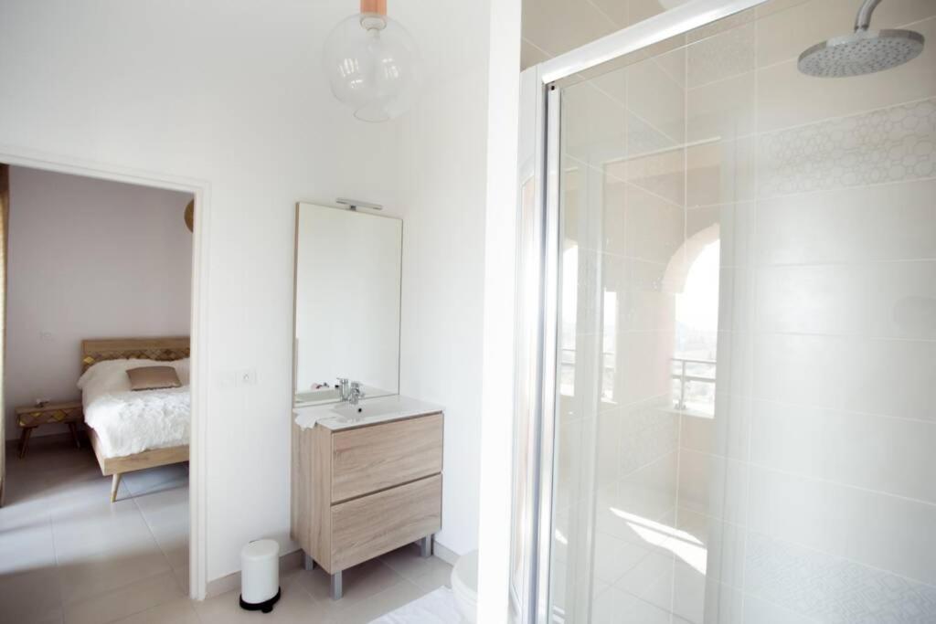 Magnifique Appartement Avec Vue Imprenable 拉隆德莱丝莫里斯 外观 照片