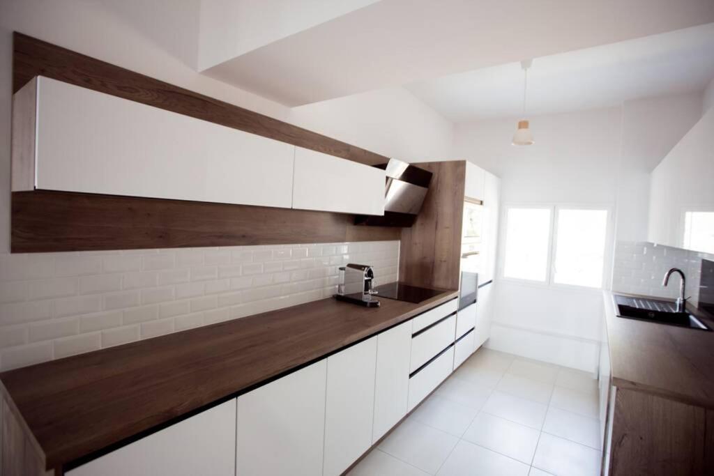 Magnifique Appartement Avec Vue Imprenable 拉隆德莱丝莫里斯 外观 照片