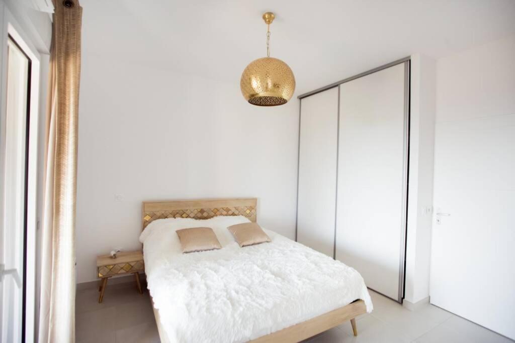 Magnifique Appartement Avec Vue Imprenable 拉隆德莱丝莫里斯 外观 照片